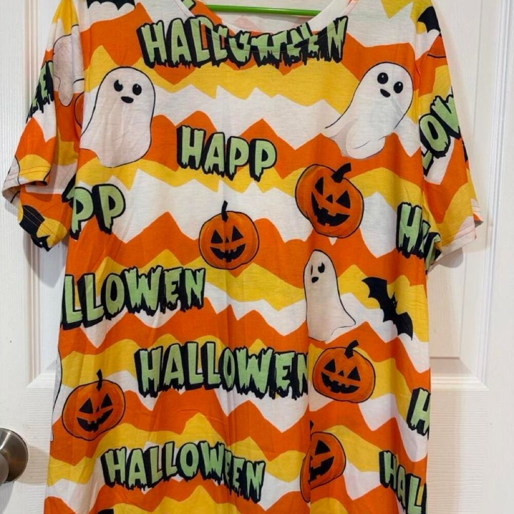 Halloween Women's T-shirt size XL